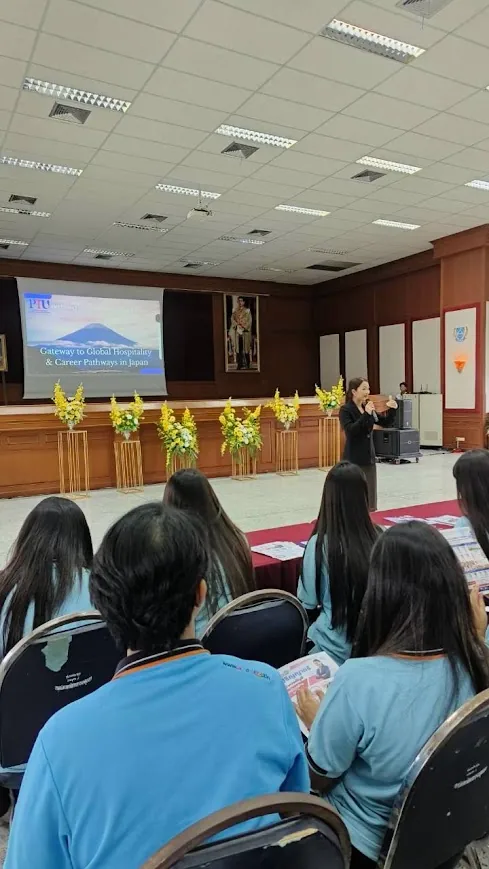 GBC educational guidance at Ayutthaya Commercial Technology College, 14 September 2026 — photo 4