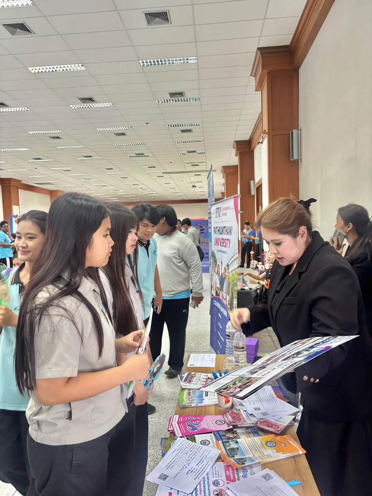 GBC educational guidance at Ayutthaya Commercial Technology College, 14 September 2026 — photo 10