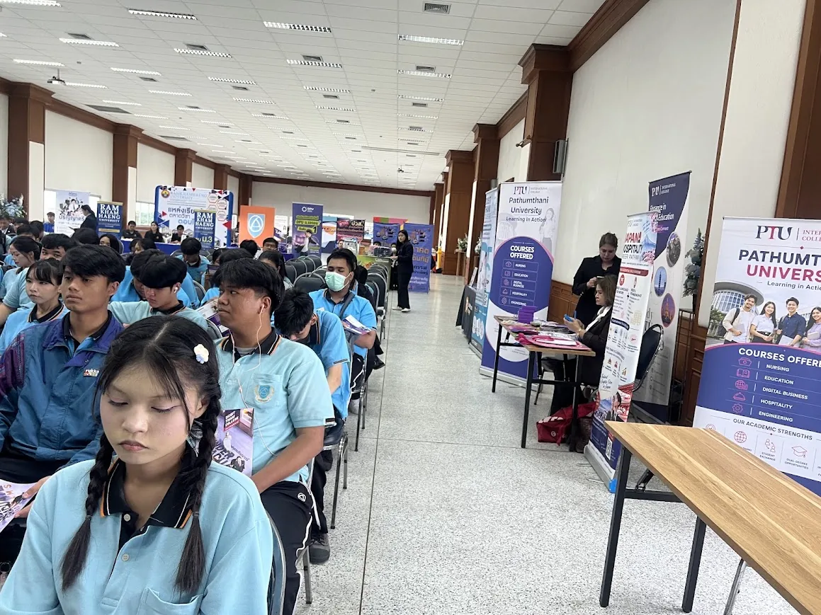 GBC educational guidance at Ayutthaya Commercial Technology College, 14 September 2026 — photo 11