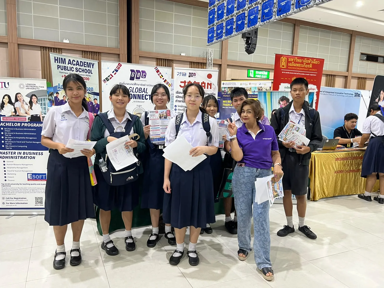GBC education guidance at Nong Nooch Tropical Garden, 18 September 2026 — photo 1